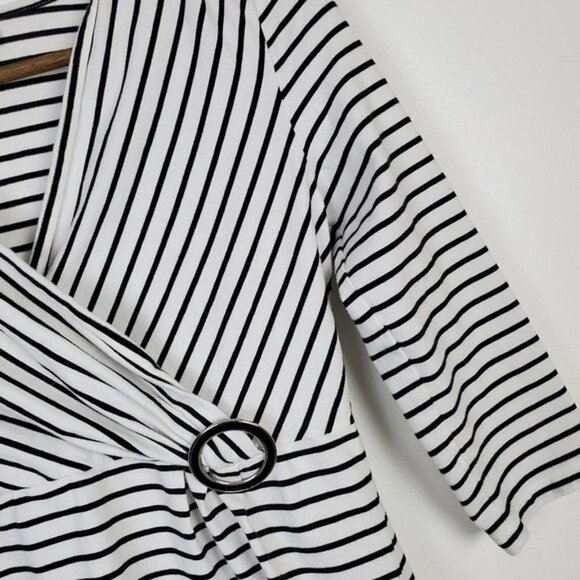 Jones New York Womens 3/4 Sleeve Striped Top Size Petite Plus Black White Career - Picture 3 of 7